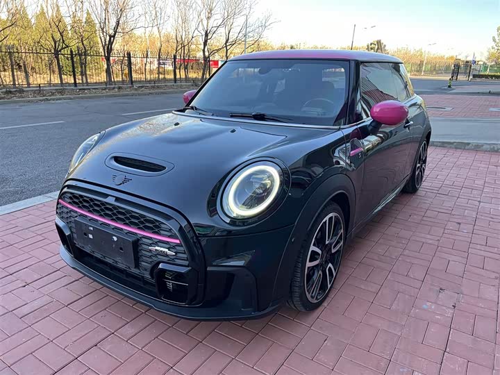 MINI Hatch — фото 1