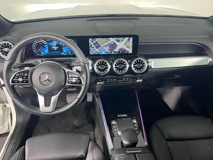 Mercedes-Benz GLB 2023 GLB 220 4 MATIC — фото 6