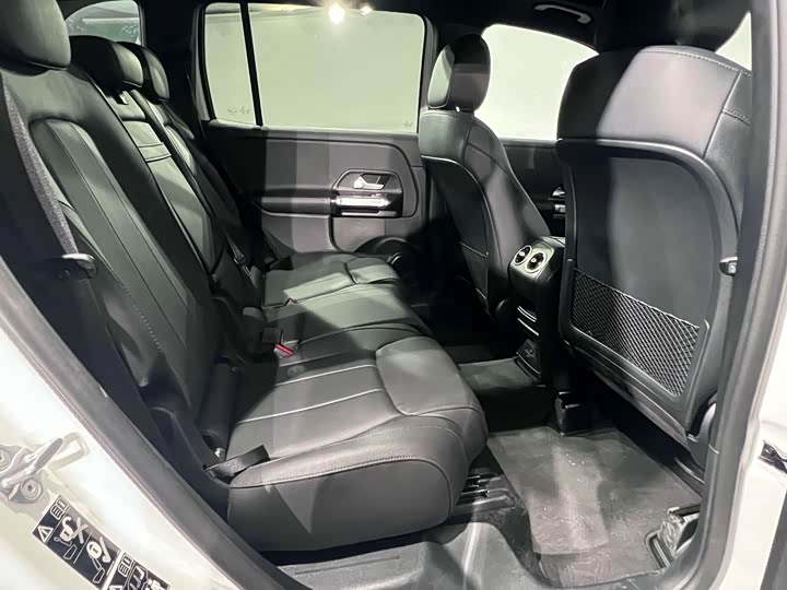 Mercedes-Benz GLB 2023 GLB 220 4 MATIC — фото 10