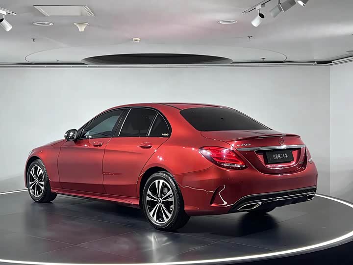 Mercedes-Benz C-Class 2018 C 200 — фото 11