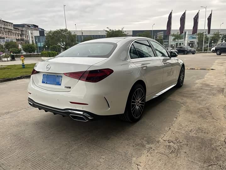 Mercedes-Benz C-Class 2025 C 260 L — фото 3