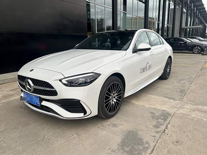 Mercedes-Benz C-Class 2025 C 260 L — фото 1