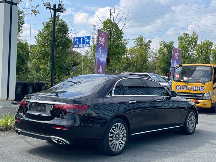 Mercedes-Benz E-Class E 300 L стиль — фото 15