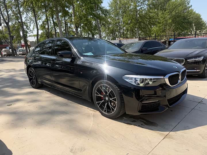 BMW 5 Series 525Li M спортпакет — фото 3