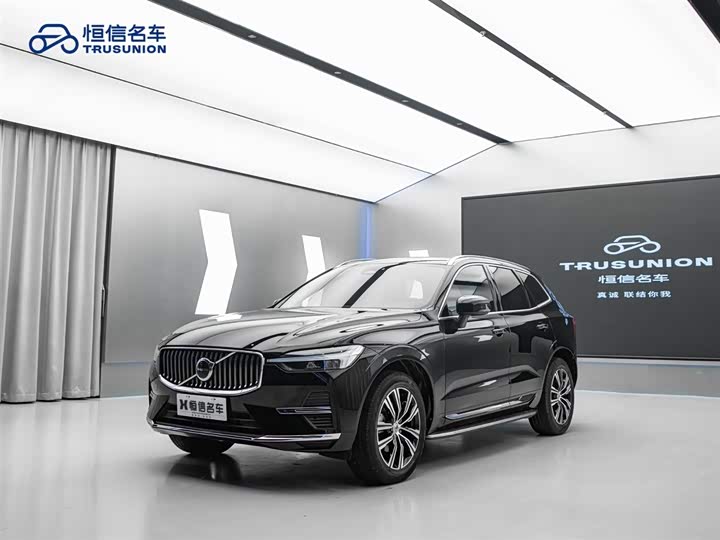 Volvo XC60 2022 B 5 4 WD — фото 3
