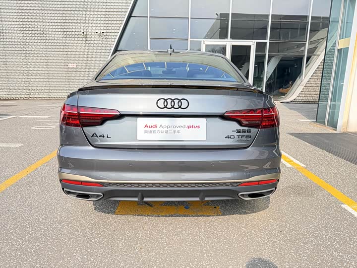 Audi A4L 2024 40 TFSI quattro RS — фото 13