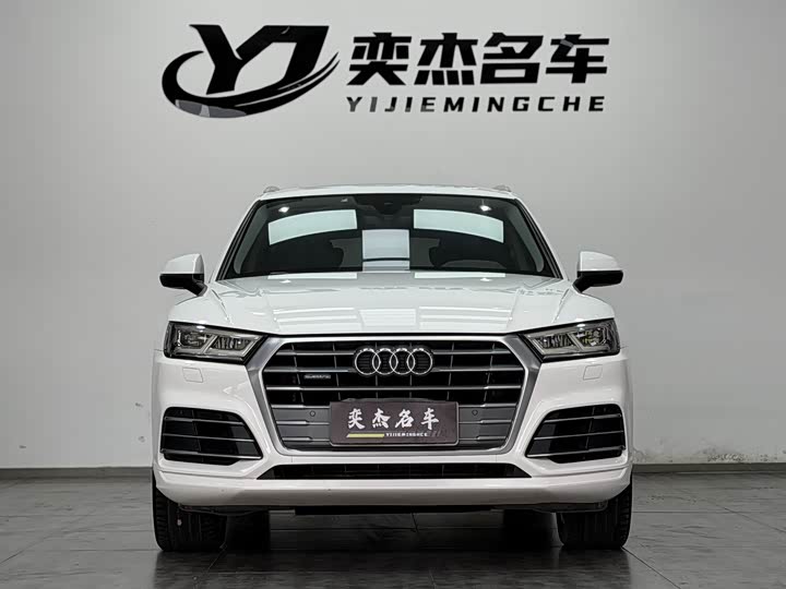 Audi Q5L 2018 40 TFSI VI — фото 2
