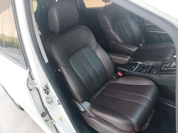 Trumpchi M6 2019 270 T DCT ( ) VI — фото 25
