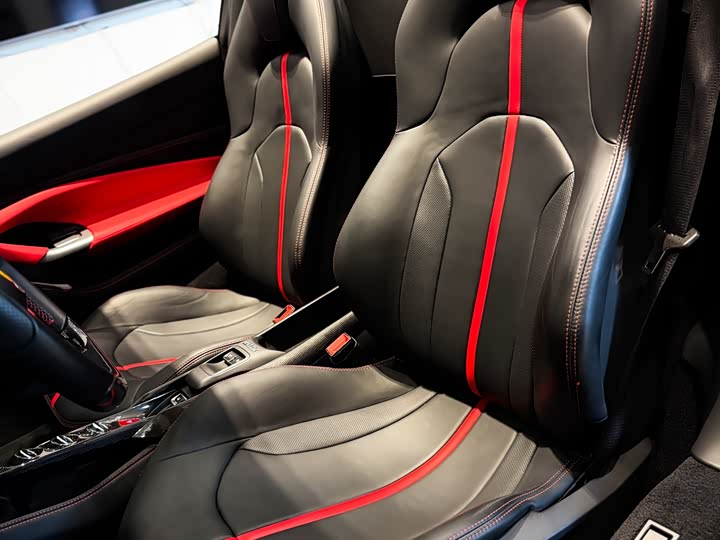 Ferrari F8 2020 Spider 3.9 T V 8 — фото 15