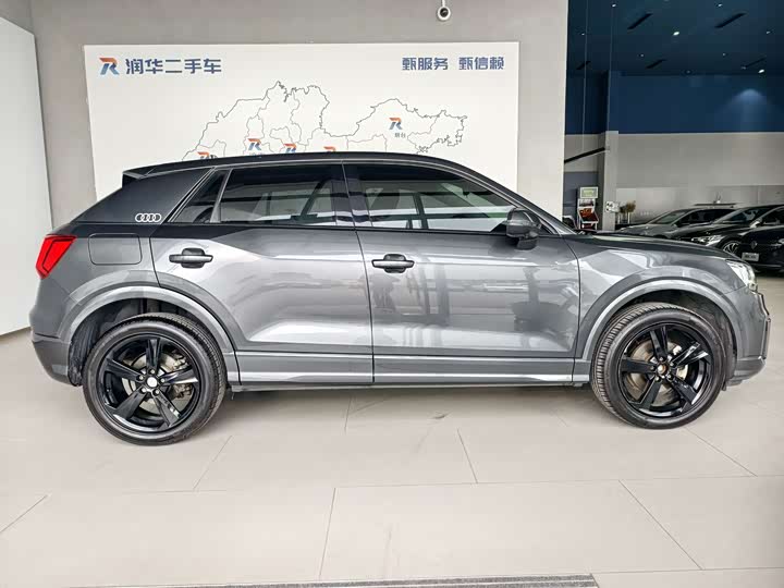 Audi Q2L 2020 35 TFSI — фото 3
