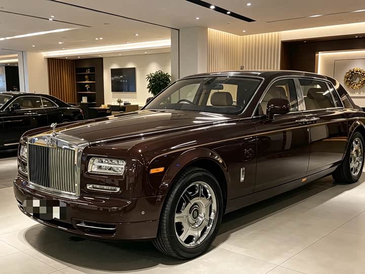 Rolls-Royce Phantom — фото 1