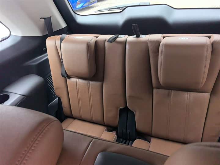Changan CS95 2017 2.0 T 2 WD — фото 23