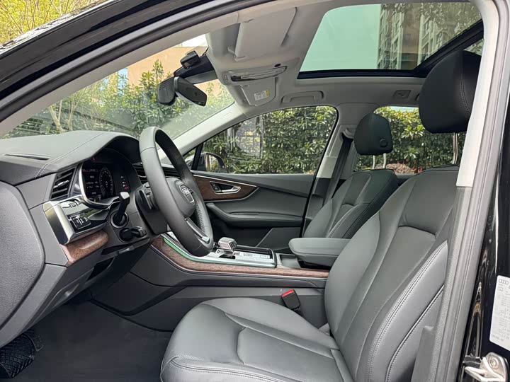 Audi Q7 2023 45 TFSI quattro S line Sport — фото 7