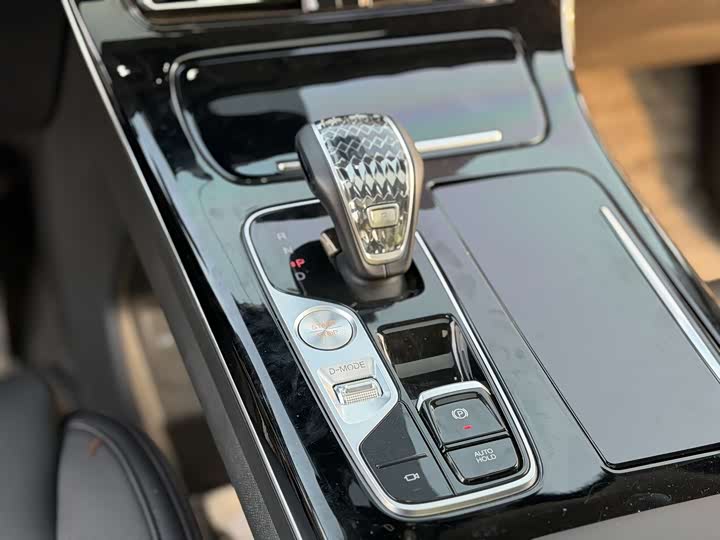 Trumpchi M8 2024 400 T — фото 9