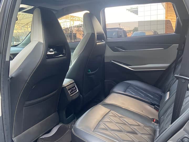 Changan CS75 PLUS 2023 1.5 T AT — фото 9