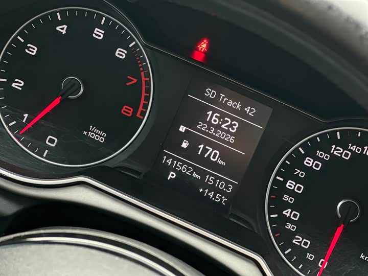 Audi A4L 2016 35 TFSI S line Comfort — фото 16