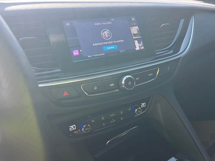 Buick Regal — фото 10