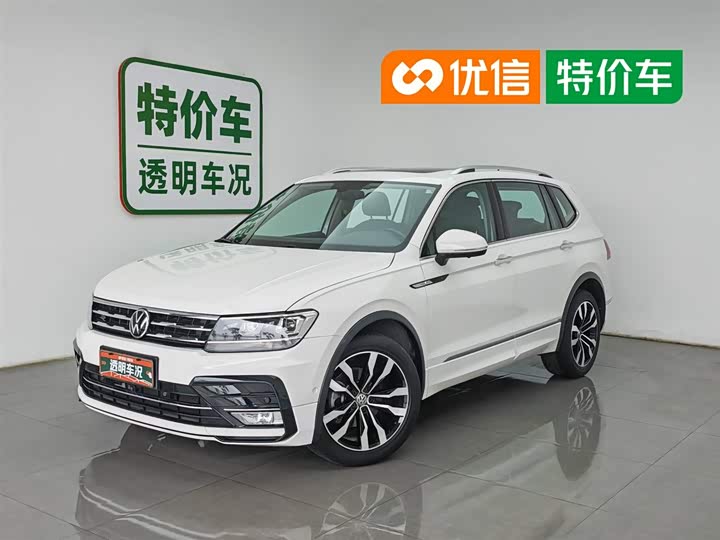 Volkswagen Tiguan L — фото 1