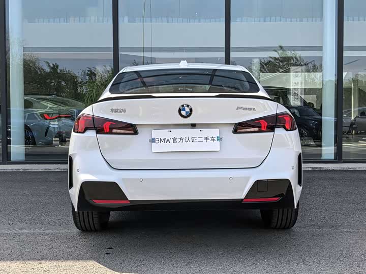 BMW 2-Series 2025 225 L M — фото 6