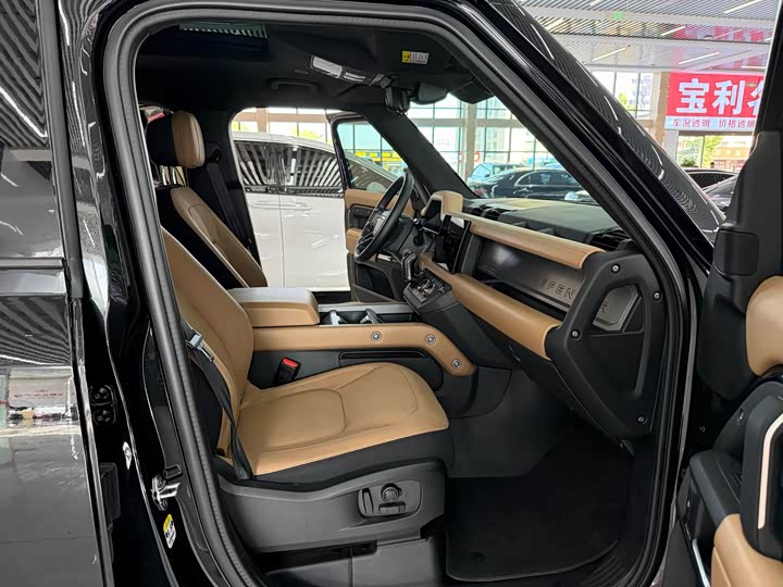 Land Rover Defender — фото 10