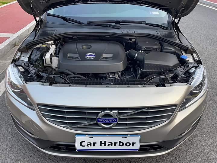 Volvo V60 2015 T 5 — фото 20