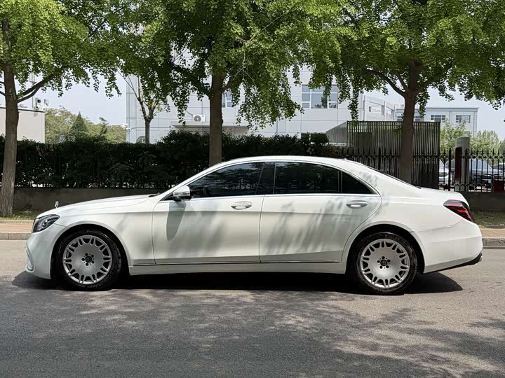 Mercedes-Benz S-Class 2016 S 320 L Luxury — фото 4