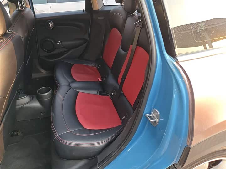 MINI Hatch — фото 17