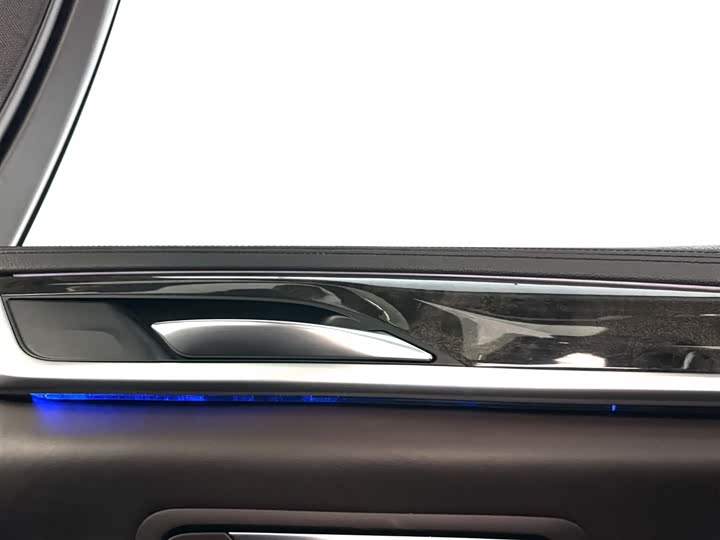BMW 5-Series 2018 530 Li Leading M — фото 20