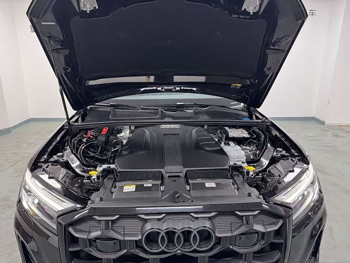 Audi Q7 2024 45 TFSI quattro S line — фото 20