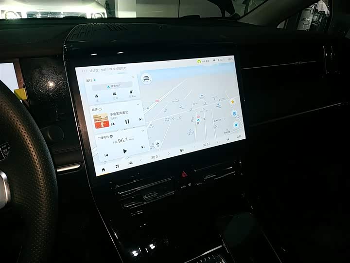 Trumpchi M8 2024 400 T — фото 13