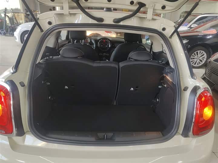 MINI Hatch — фото 19