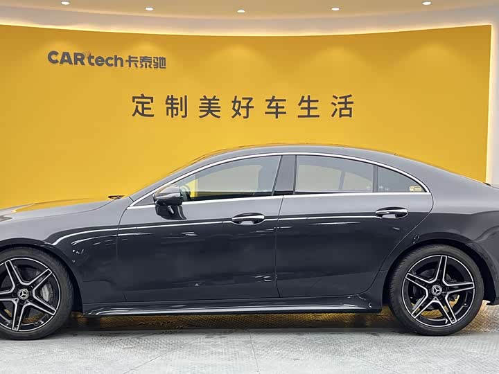 Mercedes-Benz CLS 2021 CLS 300 Luxury — фото 36