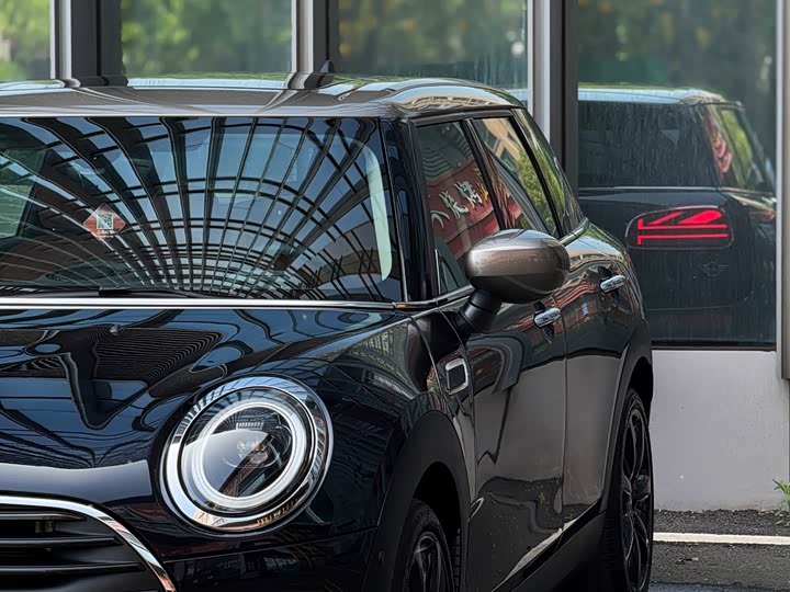 MINI Clubman — фото 12