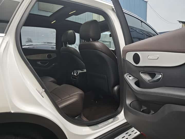 Mercedes-Benz GLC 2022 GLC 260 L 4 MATIC — фото 10