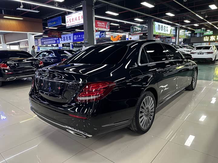 Mercedes-Benz E-Class 2020 E 300 L — фото 4