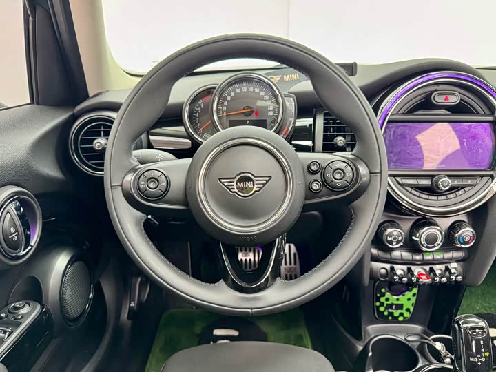 MINI Hatch — фото 16