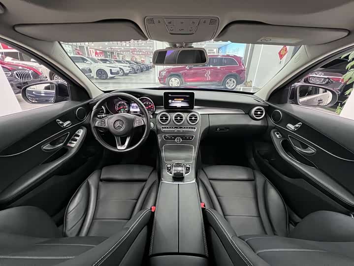 Mercedes-Benz C-Class 2018 C 180 — фото 8