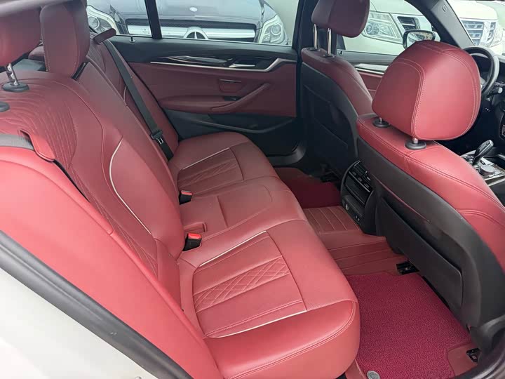 BMW 5 Series 525Li M спортпакет — фото 5