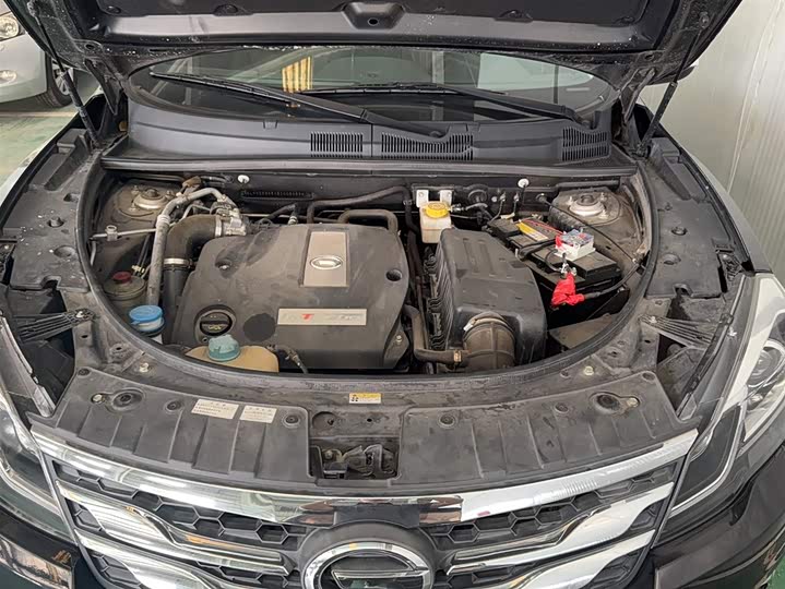 Trumpchi GS5 Super 2015 1.8 T AT 4 WD — фото 20