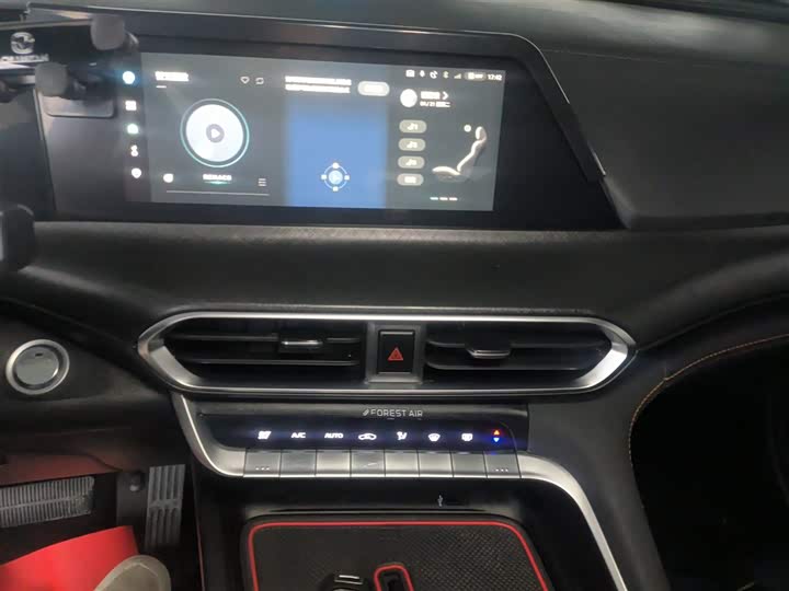 Changan UNI-T 2022 1.5 T Premium — фото 13