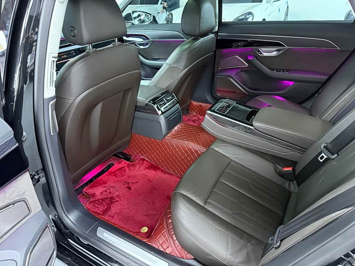 Audi A8 2019 Plus A 8 L 50 TFSI quattro Comfort — фото 6