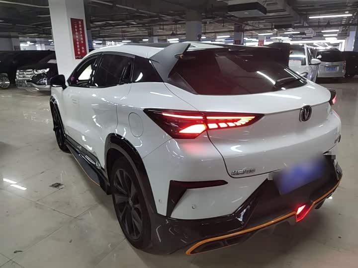 Changan UNI-T 2022 1.5 T Flagship — фото 5