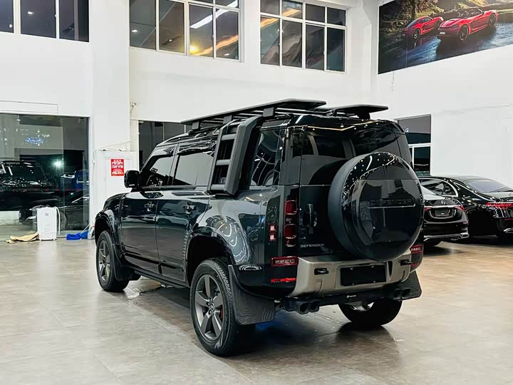 Land Rover Defender — фото 4