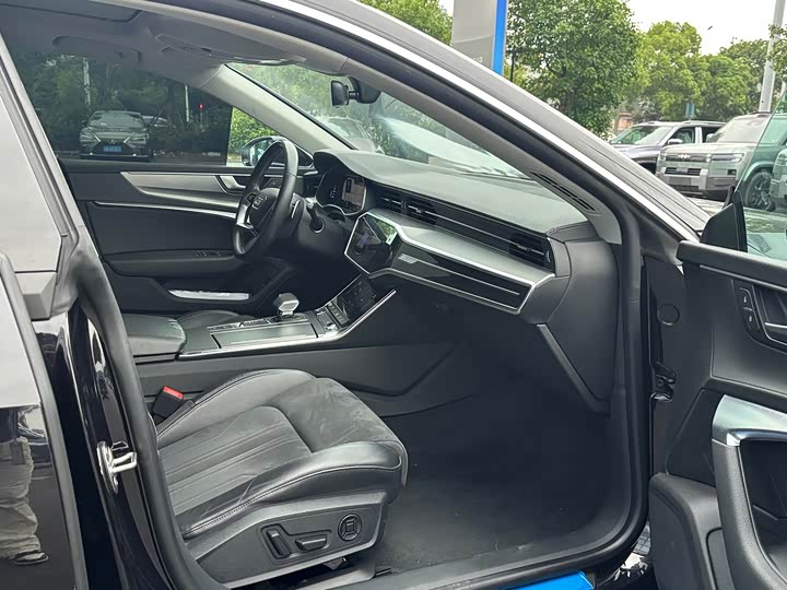Audi A 7 L 2024 45 TFSI S-line — фото 14