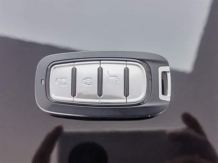 Hongqi H7 2015 3.0 L Premium — фото 19