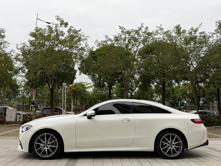 Mercedes-Benz E-Class 2021 E 260 4 MATIC — фото 11