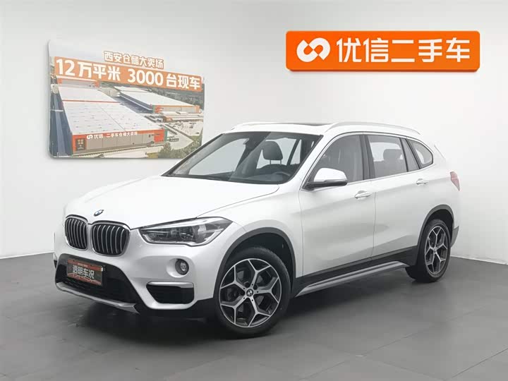 BMW X1 2018 s Drive 18 Li — фото 1