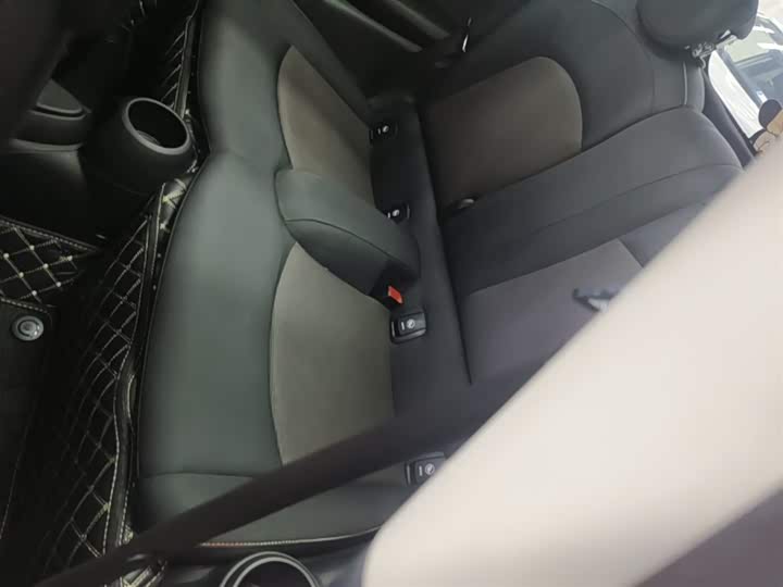 MINI Hatch — фото 17
