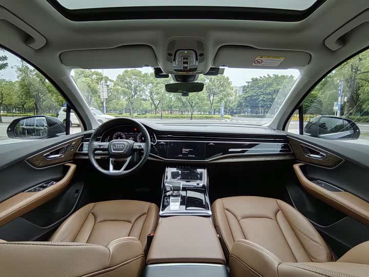 Audi Q7 2024 45 TFSI quattro S line Sport — фото 25