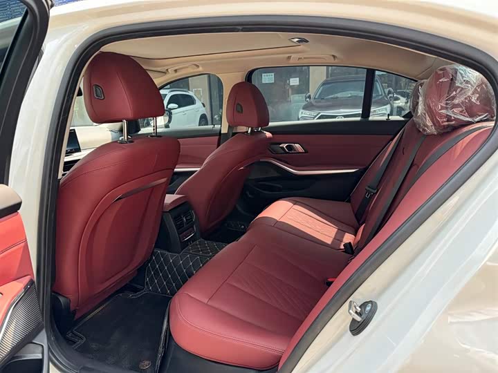 BMW i3 2024 e Drive 40 L — фото 5